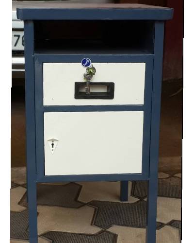 Steel Cash Counter Table with Lockable Drawer